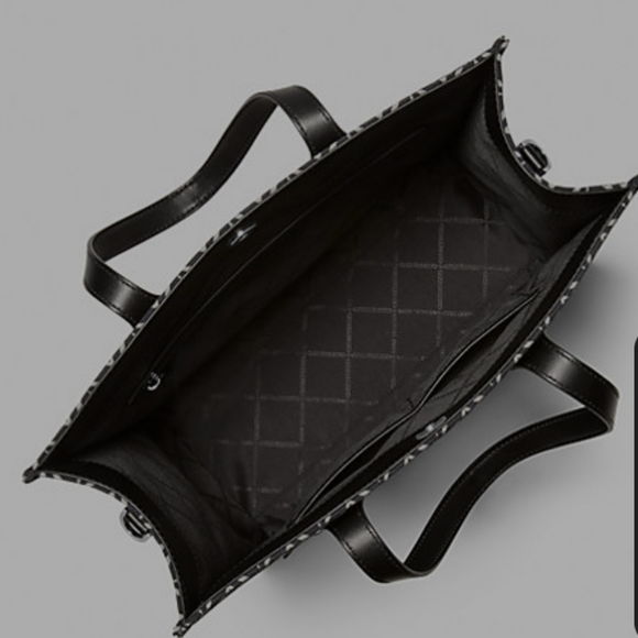 MICHAEL KORS KEMPNER LARGE LOGO JACQUARD TOTE BAG Black Light Cream - Picture 4 of 8